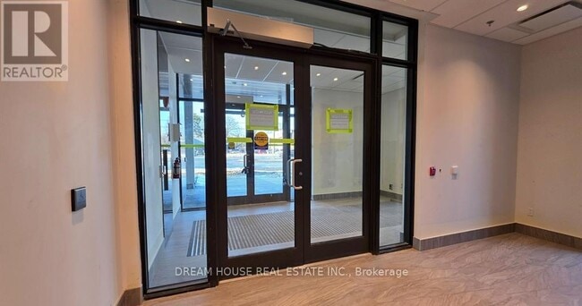 Building Photo - 4569 Kingston Rd