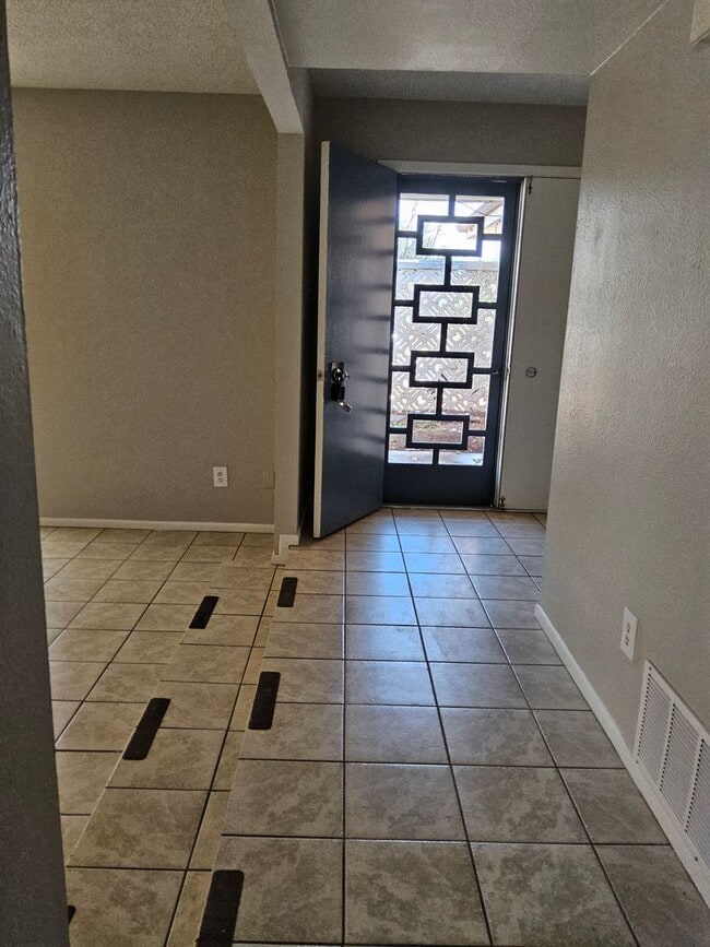 Foto del edificio - 3 Bedroom 2 Bath Home for Rent