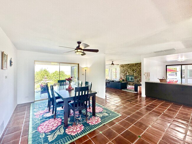Building Photo - 1650 Winterwarm Dr