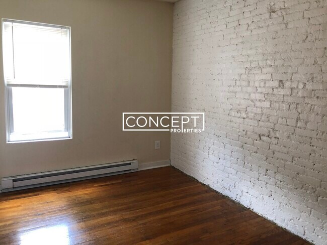 Building Photo - 896 Huntington Ave