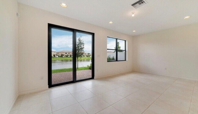 Foto del edificio - 9952 Brickhill Dr