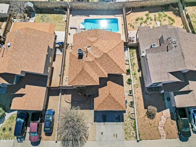 Building Photo - 12732 Tierra Salas Dr