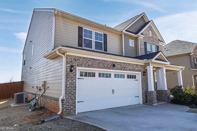 Building Photo - 419 Beachview Rd