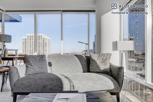 Foto del edificio - 1407 S Michigan Ave