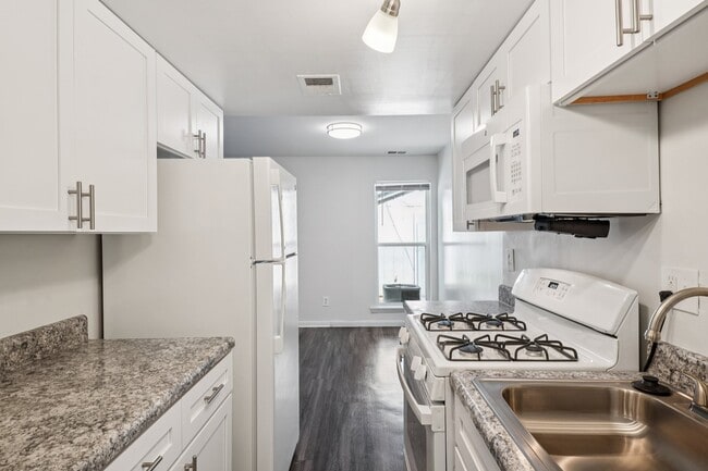 Foto del edificio - Townhouses of White Oak