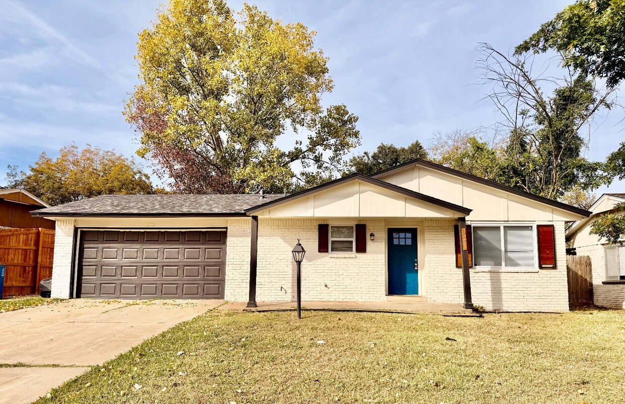 Foto principal - 8941 E 57th St