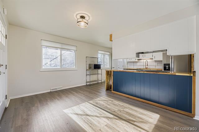 Foto del edificio - 952 S Garland Way