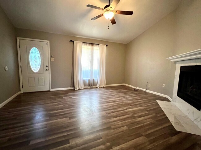 Building Photo - 10817 Onyxstone St