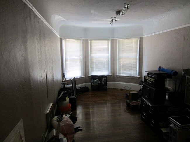 - 545 66th St
