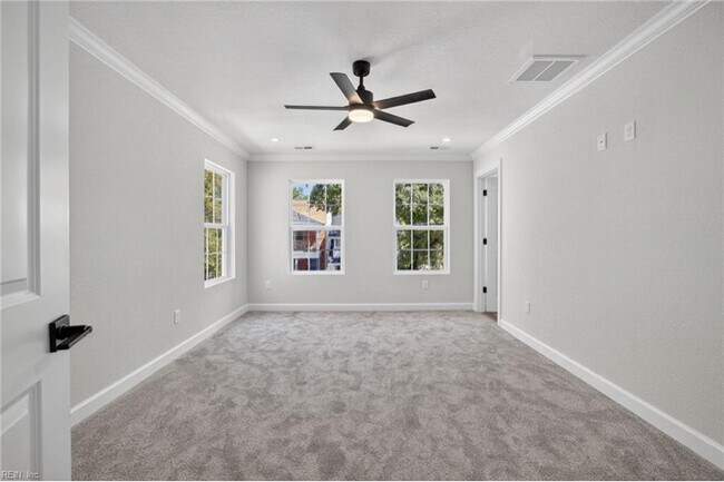 Foto del edificio - 701 W 29th St