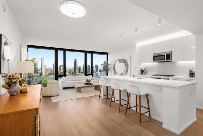 Foto del edificio - 685 1st Ave