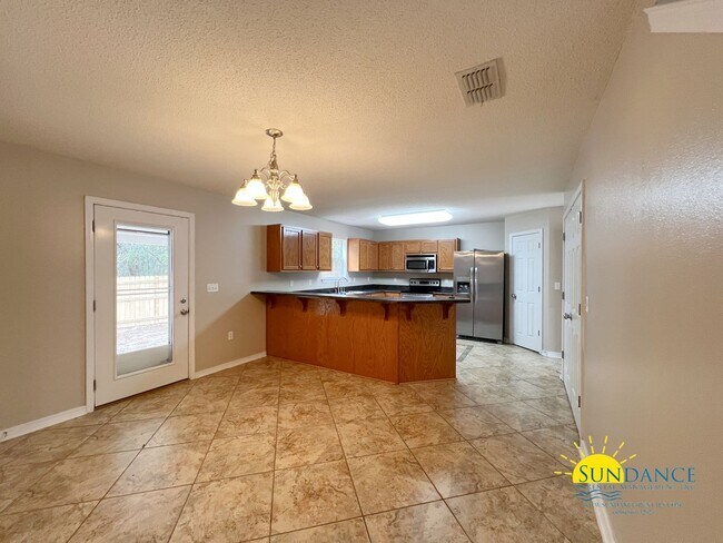 Foto del edificio - Updated 4 Bedroom Home in Crestview