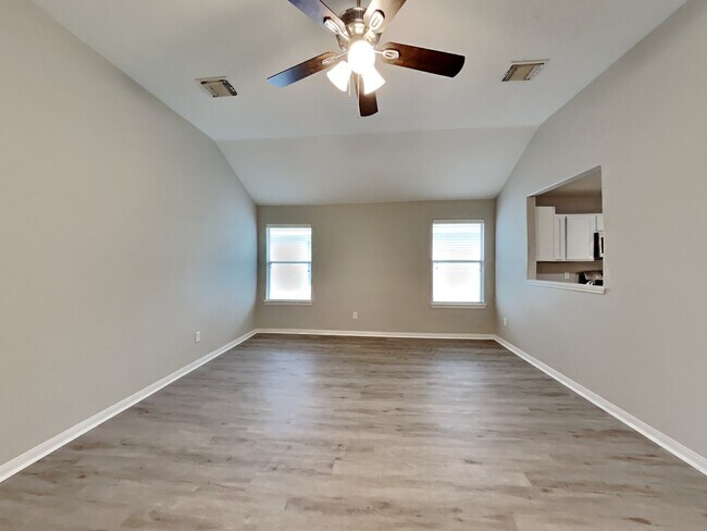 Building Photo - 1011 Redcrest Springs Ct