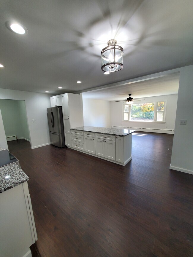 Foto del edificio - 9282 Hayes Rd
