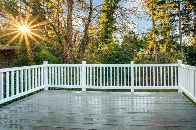 Foto del edificio - 649 130th Ave NE