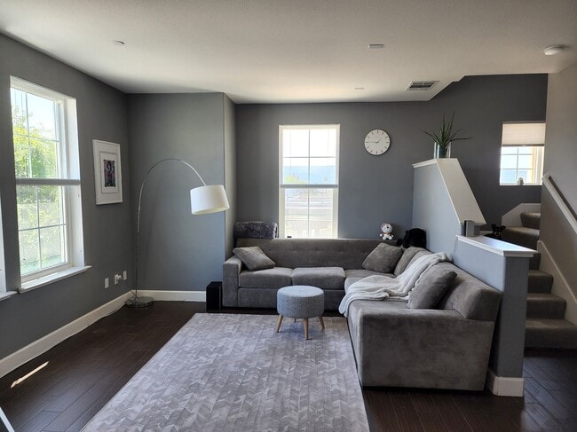 Foto del edificio - 632 True Wind Way