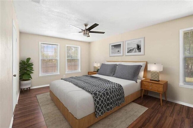 Building Photo - 157 S Ridge Dr