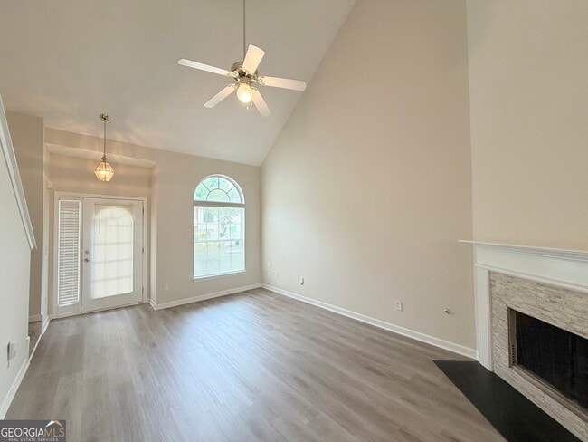 Building Photo - 1007 Rolling Meadows Rd