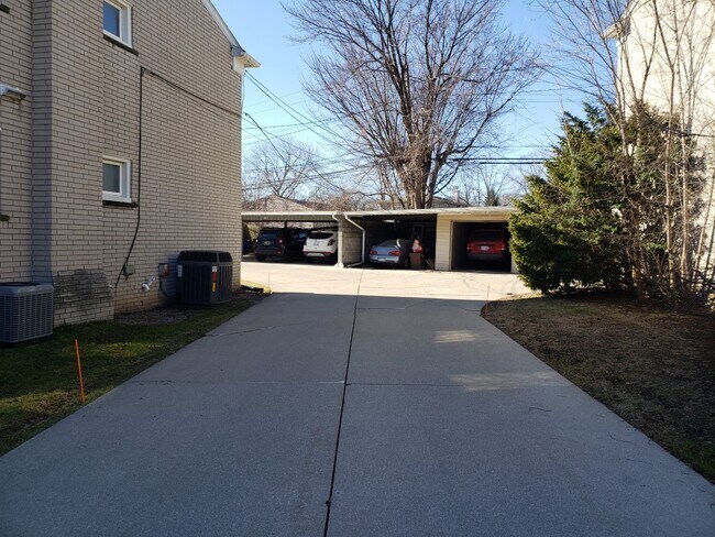 Foto del edificio - 3105 Linwood Ave