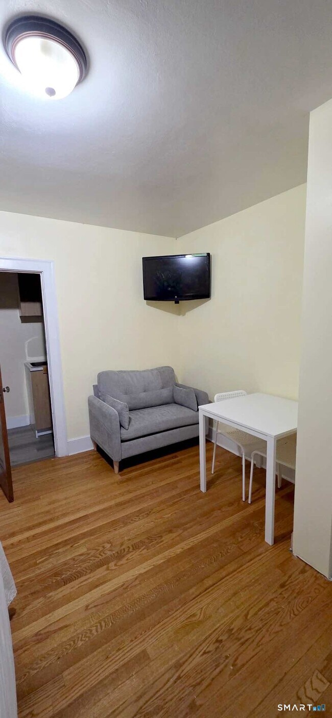 Foto del edificio - 324 Curtis St