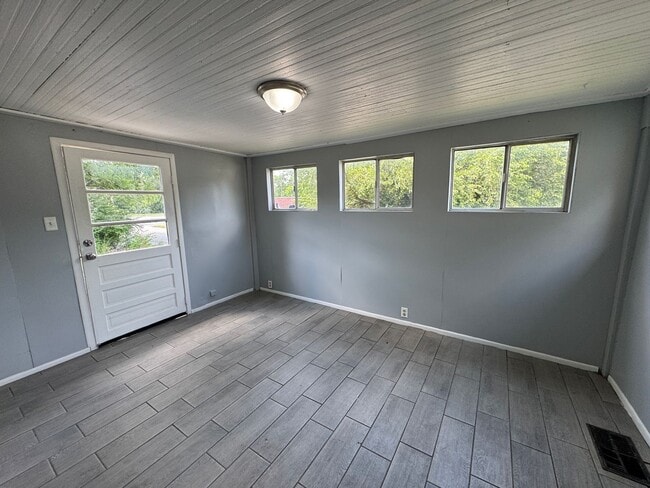Foto del edificio - 2217 Terrace Ave