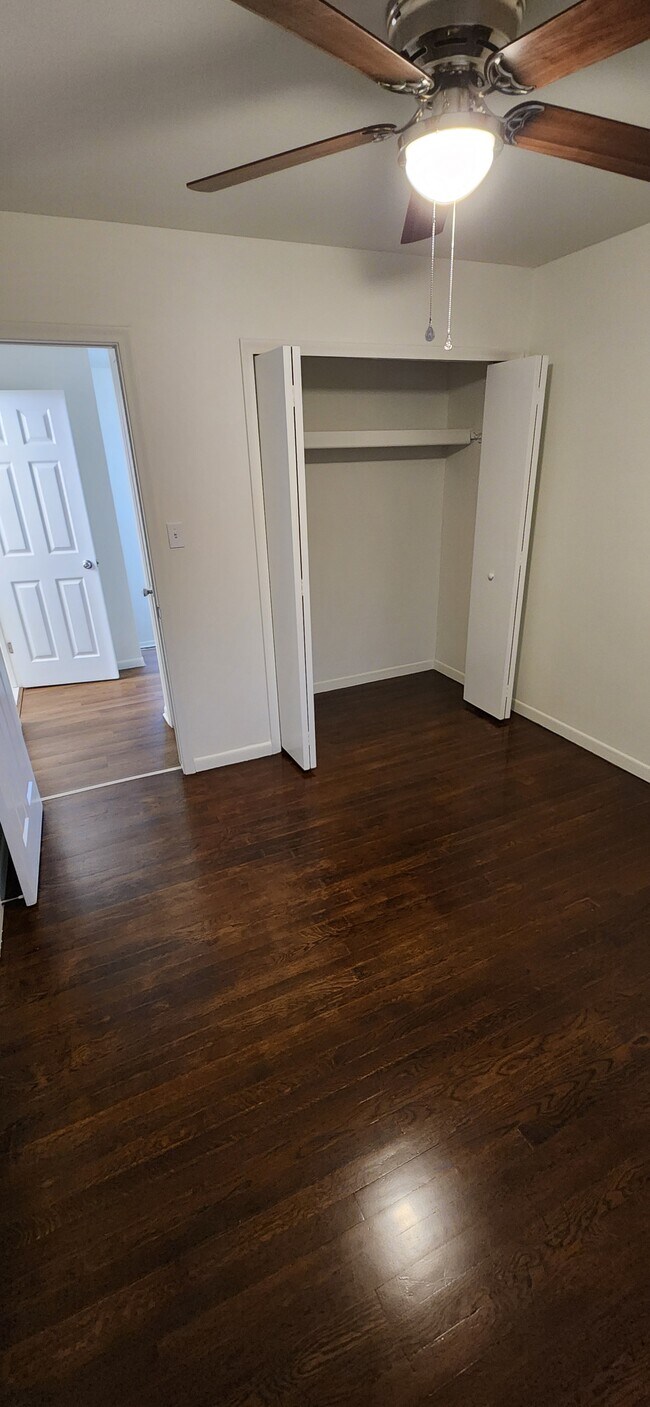 Foto del edificio - 195 Summit View Ct