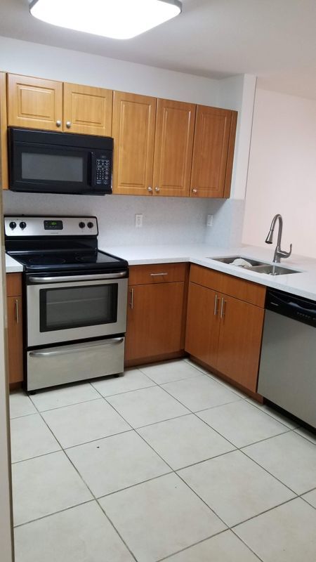 Building Photo - 20554 SW 93rd Ave