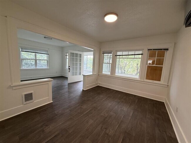 Foto del edificio - 2333 SW 6th Ave