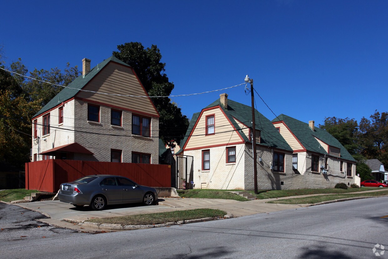 Foto del edificio - 802 NW 25th St