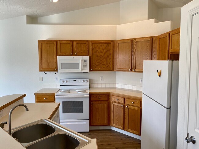 Building Photo - 11619 W Gabrielle Ct