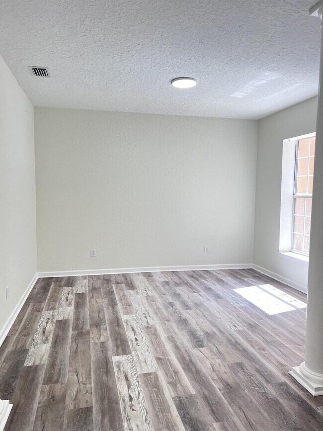 Building Photo - 7330 Cypress Grove Rd