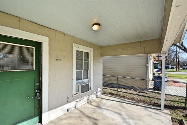 Foto del edificio - 875 Porter St