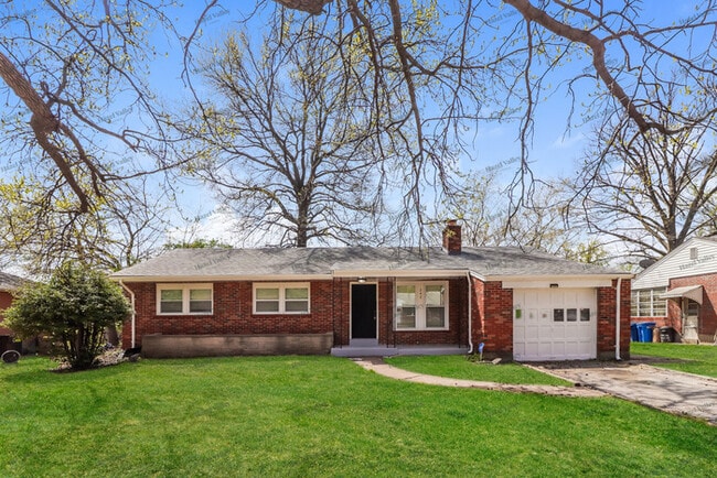 Building Photo - 242 Wooster Dr