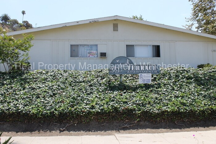 Building Photo - 2301 Skylark Dr