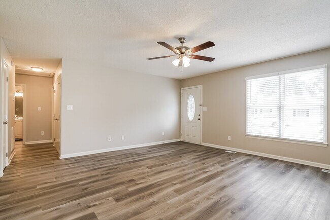 Foto del edificio - 4124 Willow Haven Ct