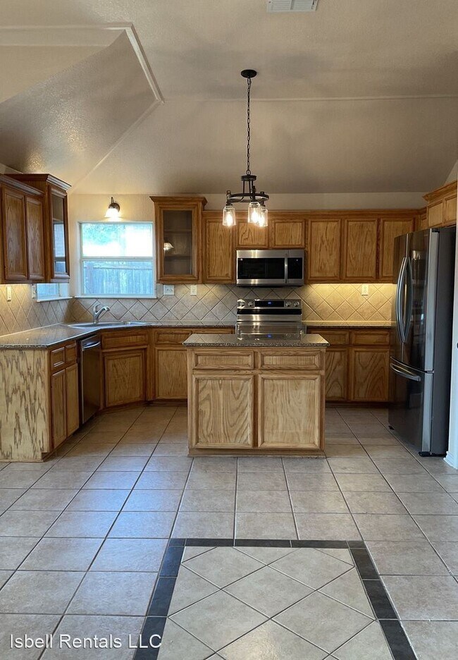 Foto del edificio - 4 br, 2 bath House - 4905 Cinnabar Way