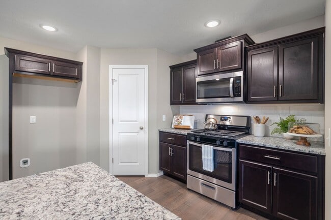 Building Photo - Newly Built 4 Bedroom Rental in Nixa!