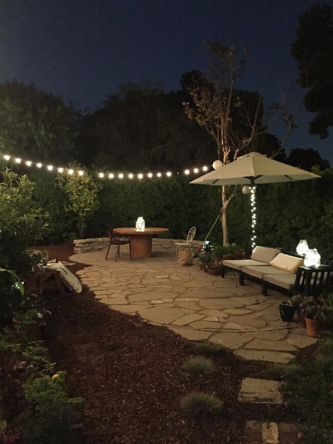 Building Photo - 2325 10th St.