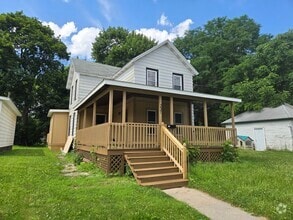 Building Photo - 237 Woodlawn Ave