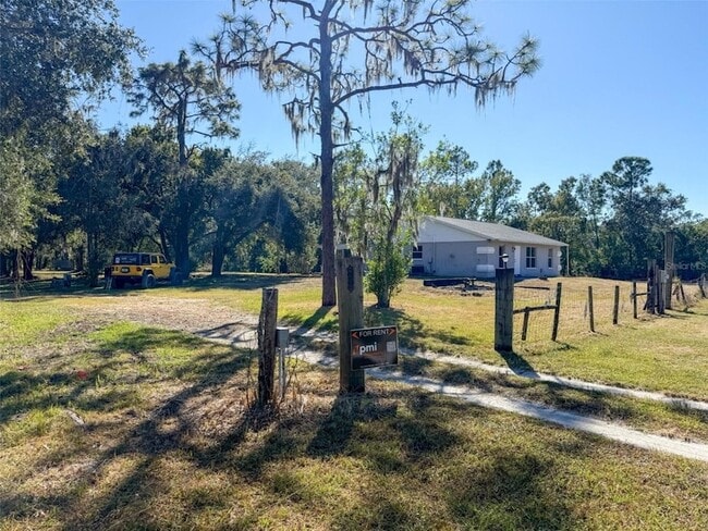 Photo - 13670 Highland Rd House