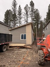 Building Photo - 2207 Coeur D Alene Ave