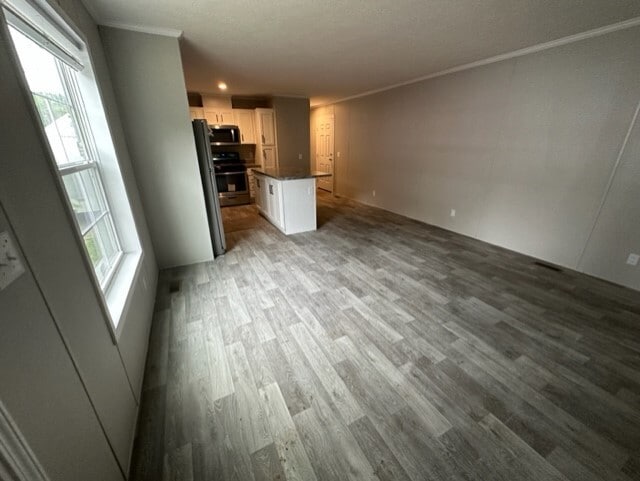Building Photo - 123 Desander Dr