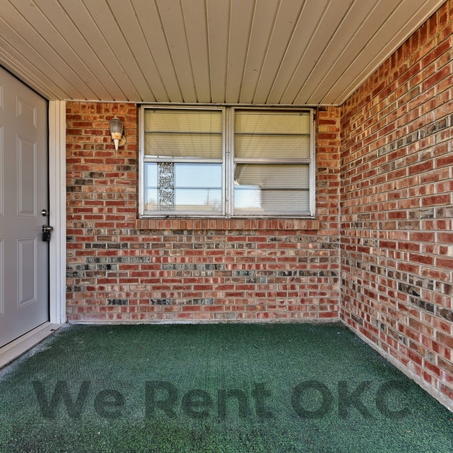 Foto del edificio - 1332 SW 77th Pl