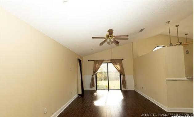 Building Photo - 915 Buttonwood Ave