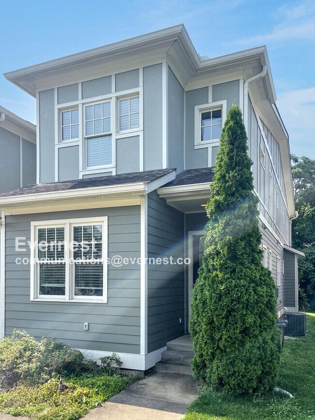 Foto del edificio - 817 Knox Ave