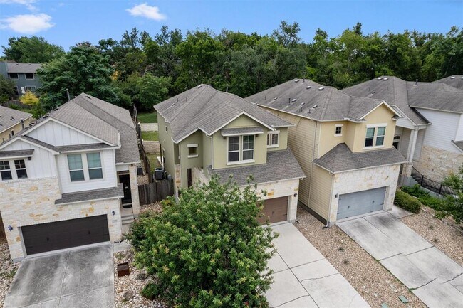 Foto del edificio - 8315 Nicola Trail