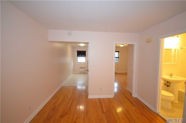 Foto del edificio - 50-33-50-60 60th St
