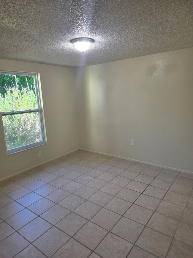 Foto del edificio - 307 58th Ave E