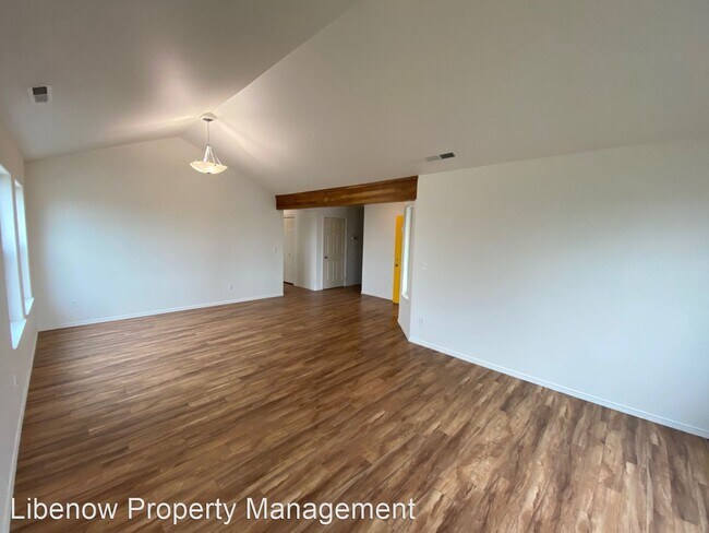 Building Photo - 3 br, 2 bath House - 1507 Vantage Highway