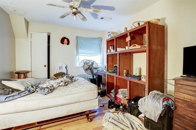 Building Photo - 5779 Easthampton Dr
